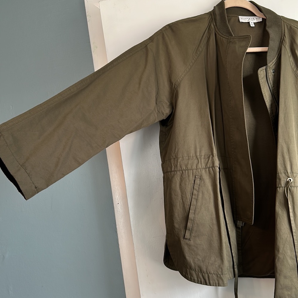 Green jacket - Picture 3 of 4